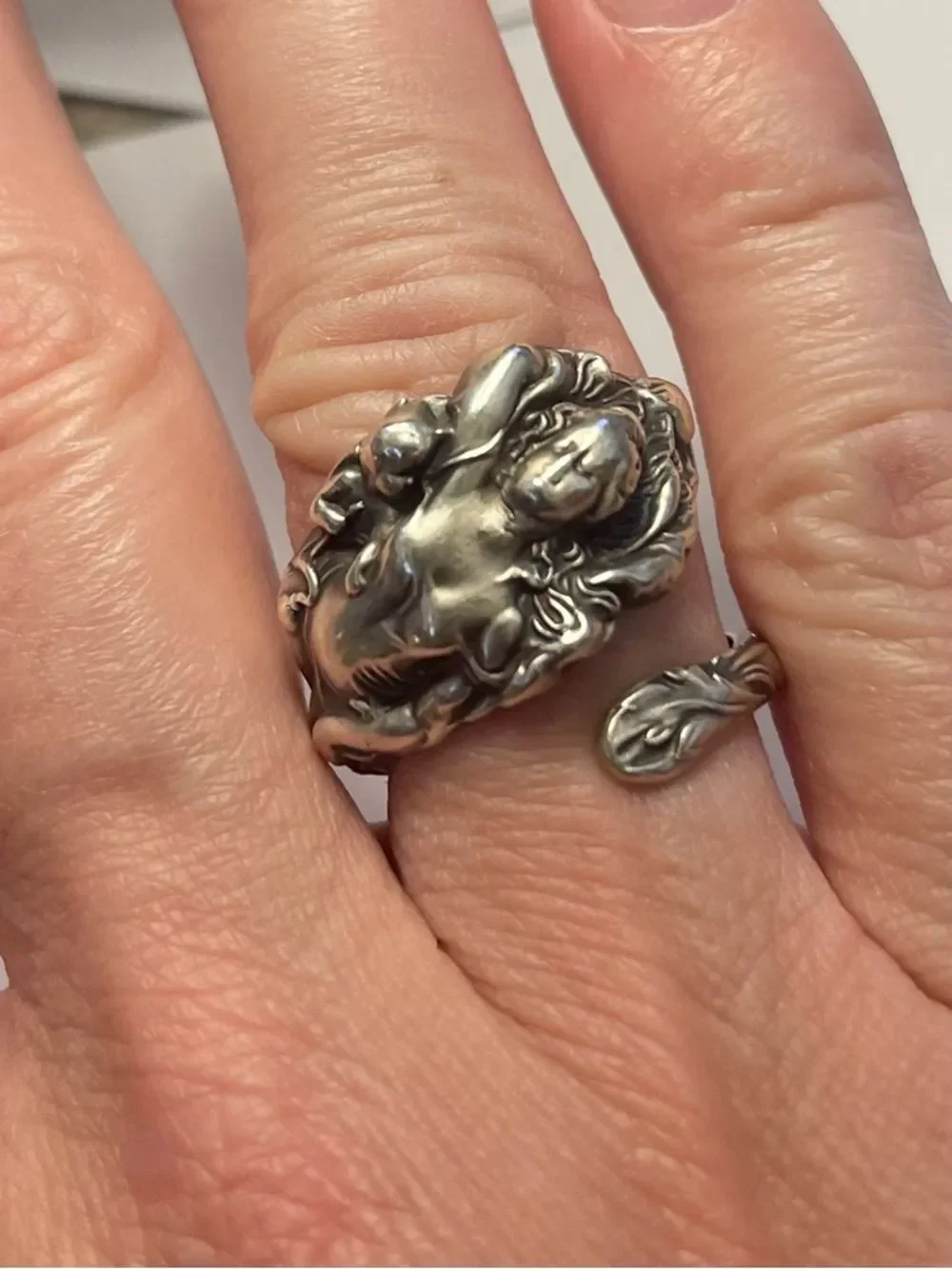 Size 7.5 - Spoon Ring Sterling Silver Beautiful Mother & Child Wrap Ring